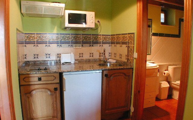 Apartamentos Rurales La Torea