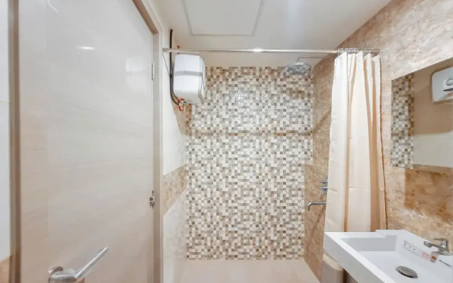 Tranquil and Modern Studio Mataram City Apartment
