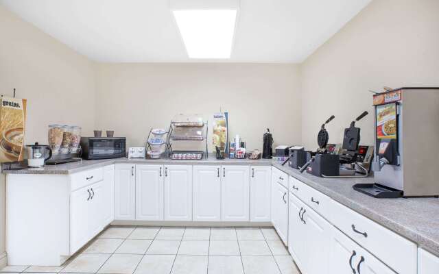 Microtel Inn by Wyndham Franklin