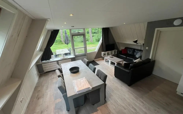 Bungalow in Limburg Near Nature Reserve