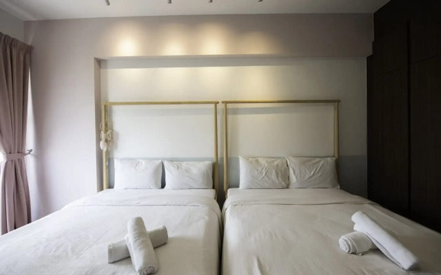 The Landmark Studio Suite