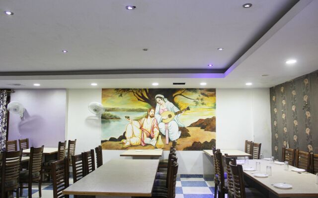 Hotel Raj Mandir