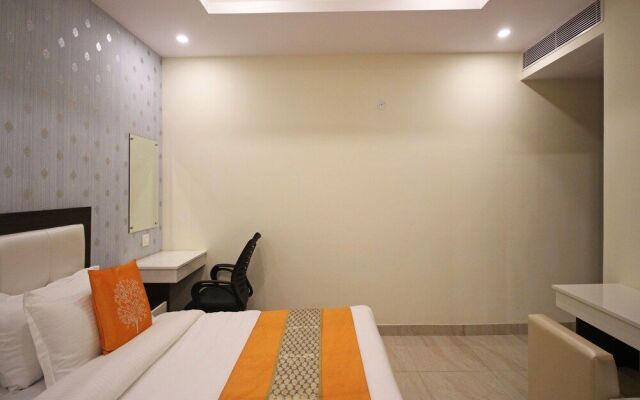 OYO 8132 Hotel Kukreja