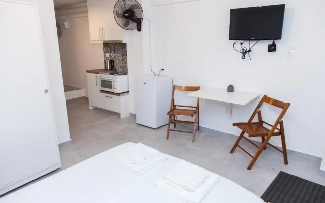 Cozy studio in Athens