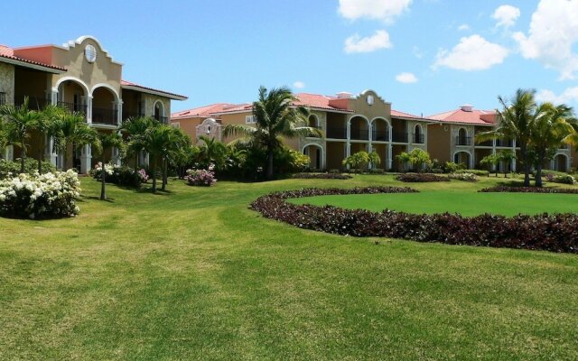 The Golf Suites
