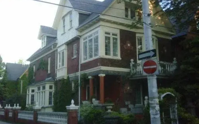 Romantic Mansion Toronto