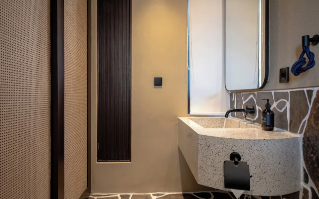 Sleepy Potato Villa By Zuzu