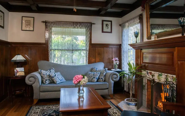 Calistoga Wine Way Inn