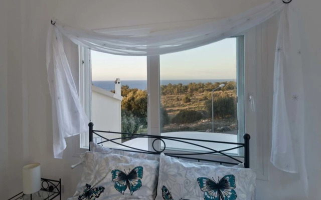 Villa Tortuga by Amy Villas