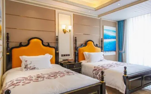 Deluxe Villa Boutique Hostel