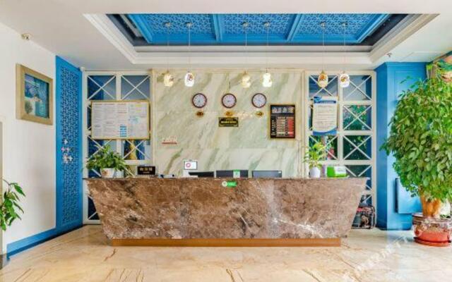 Renshou 8:30 Theme Hotel