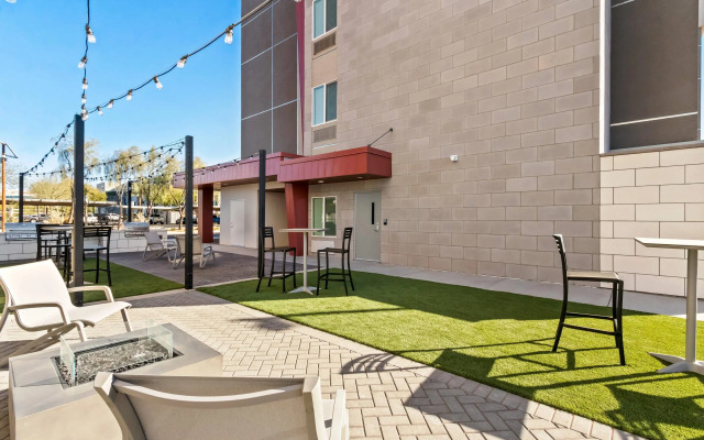 Everhome Suites Chandler Phoenix Fashion Center