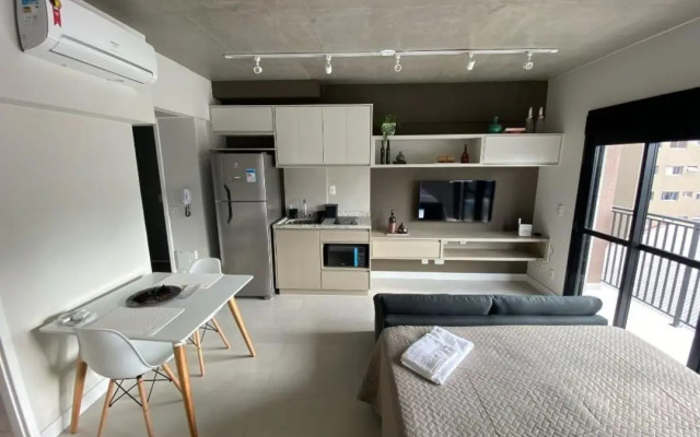 67 New studio in great location! Fast WI-FI, balcony