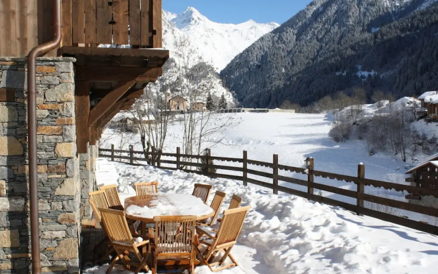 Luxury Flat With Sauna in the French Alps