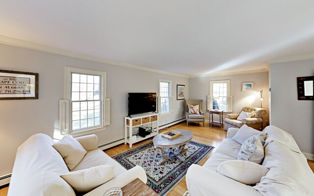 39 Tirrells - 3 Br Home