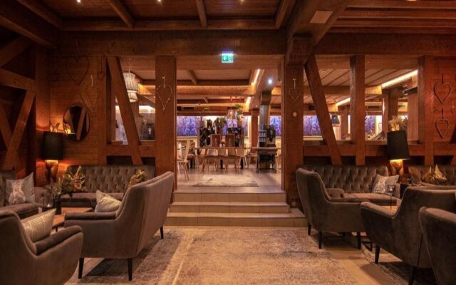 Basur - das Schihotel am Arlberg