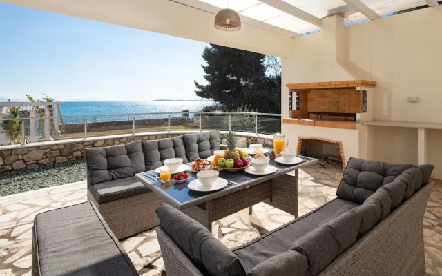 MCN Villas by Whitedreamvillas