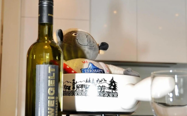 Emelie Zermatt 4****