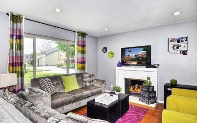 Mad Hatter 3 Bedrooms 2.5 Bathrooms Condo