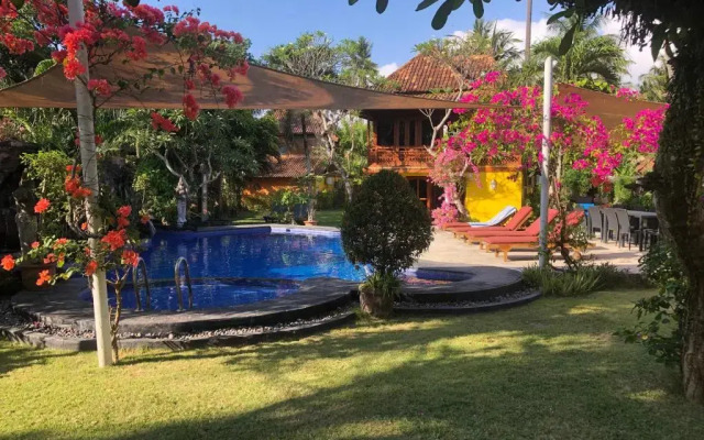 Kura Kura Villas