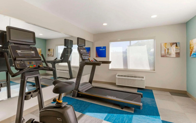 Comfort Suites At Tucson Mall