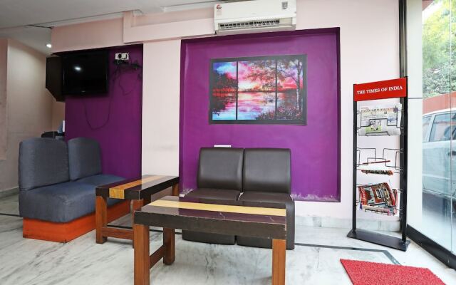 OYO 15258 Hotel Arya International