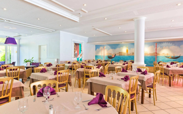 Hotel Novel Restaurant La Mamma