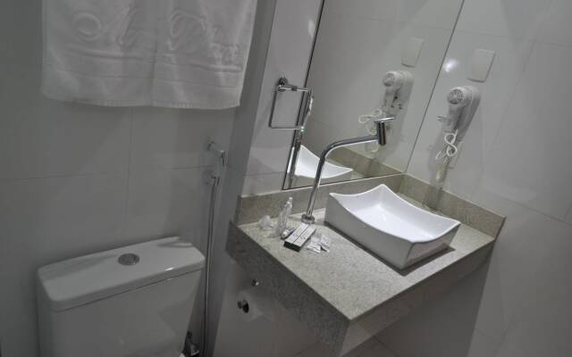 Mont Blanc Suites Duque de Caxias