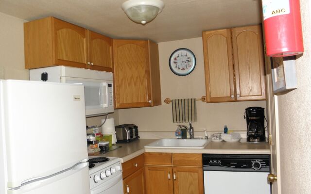 Sea Haven Motel & Guest House