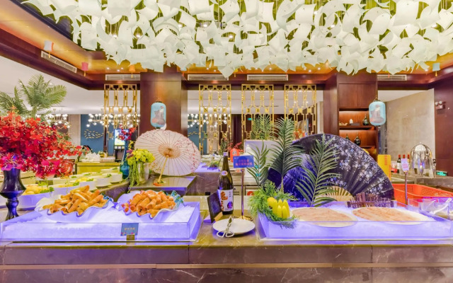 Andeli Hotel