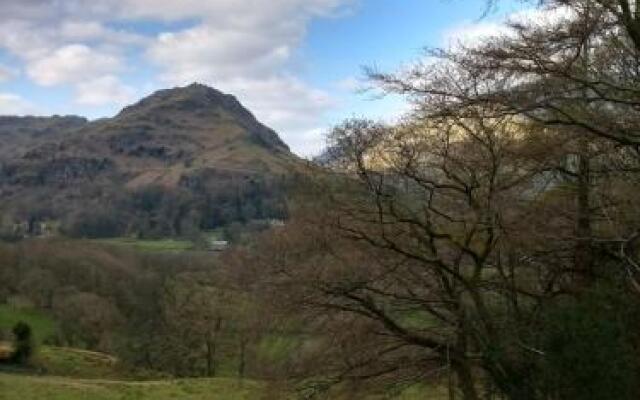 The Lakes B and B