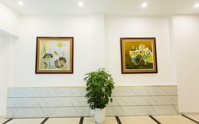 Lucky Hotel 69