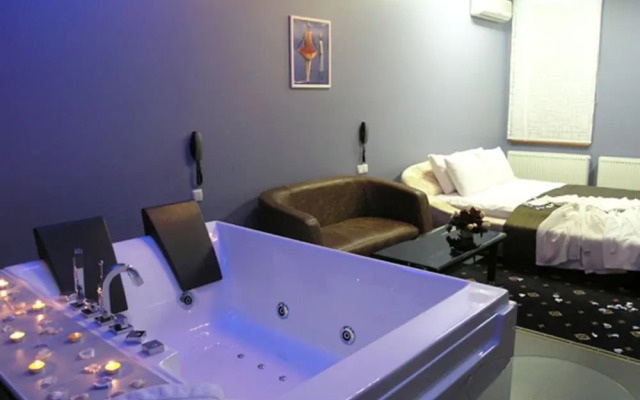 ZS Club Hotel