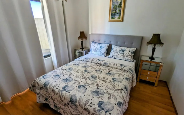 Lake Estate Stay