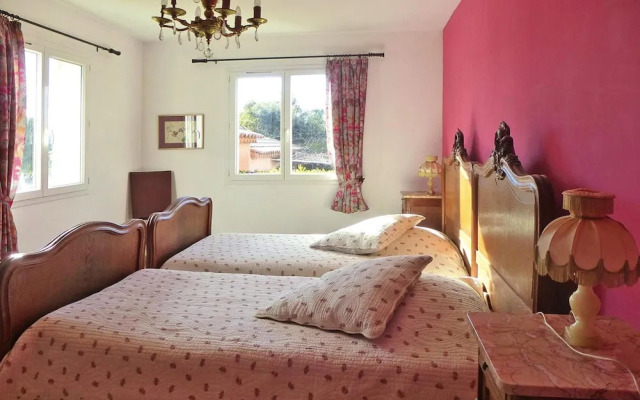 Premium Villa With Garden and Pool, Lambesc