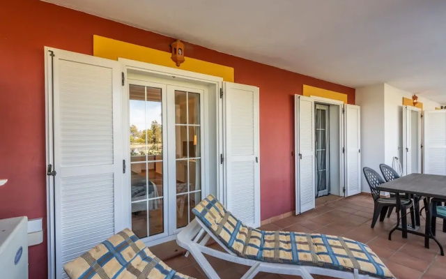 Apartment Next to Golf Course