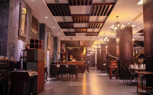Dong Duong Hotel