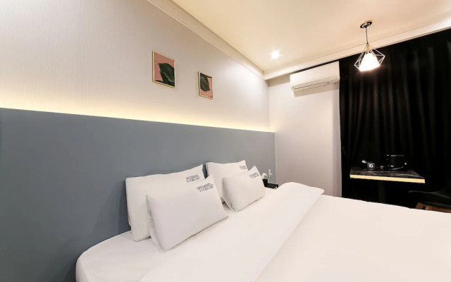 Masan First Class Hotel