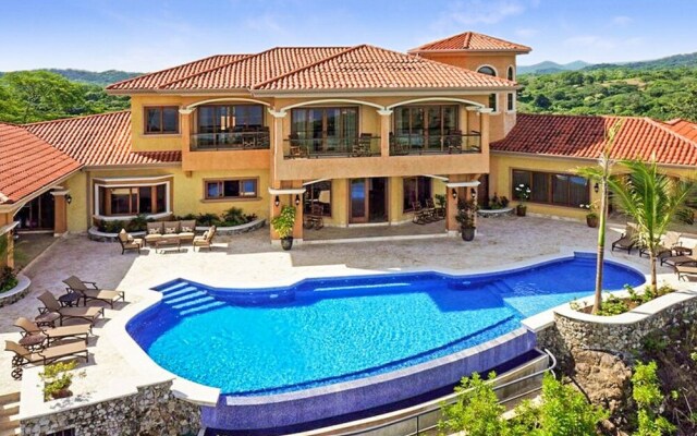 Amazing Ocean View 8 Bedroom Villa