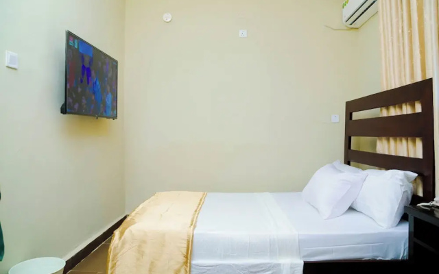 Consulate Hotel