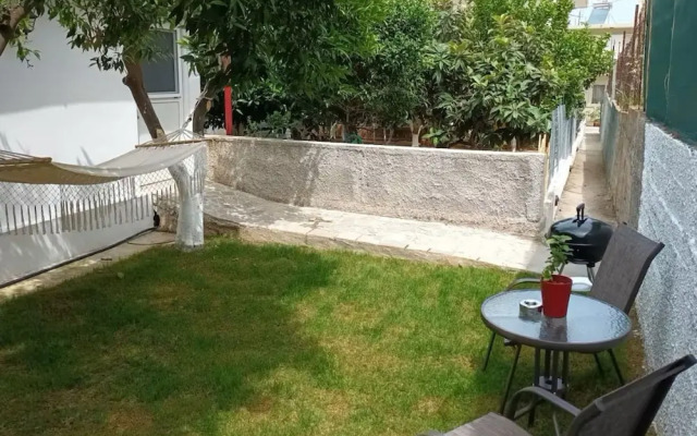 The Garden House in Paradisi