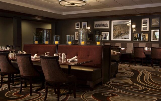 Wyndham Omaha / West Dodge