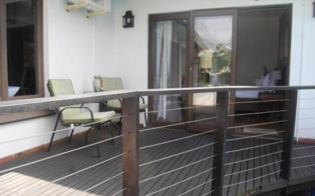 Riverside de Charmoy Estate Guest House