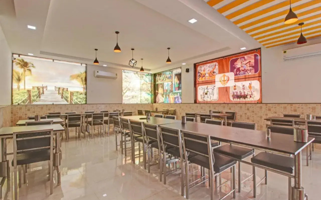 Oyo Flagship 807964 Kavish Residency