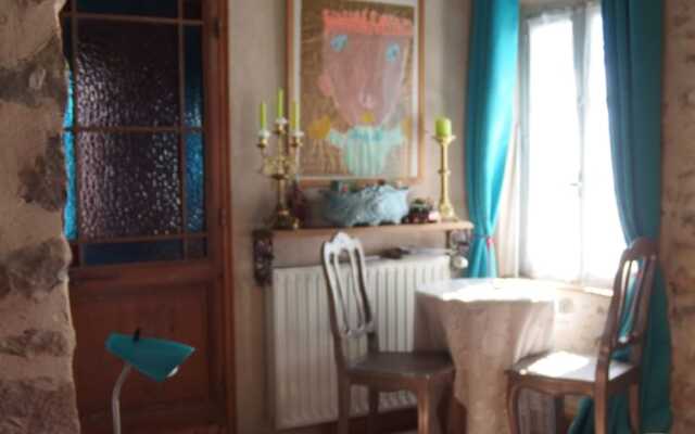 Riverside Home Cottage