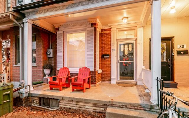 Spectacular Two Storey 3 Bedroom