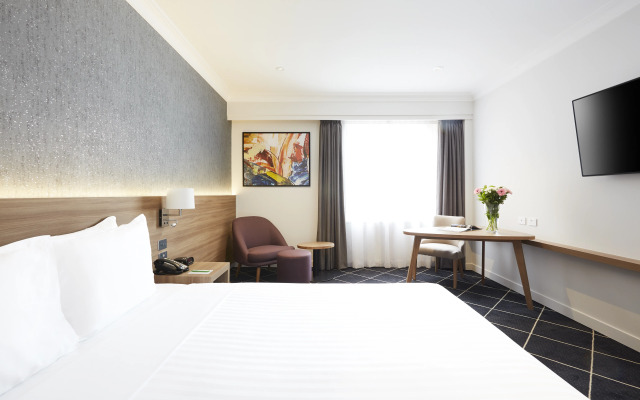 Furama Darling Harbour