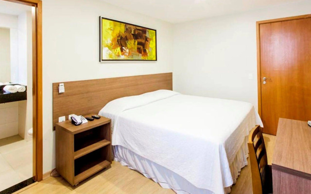 Vida Plaza Hotel