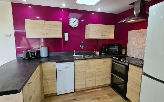 Owl Barn, Sisland - Spacious Apartment