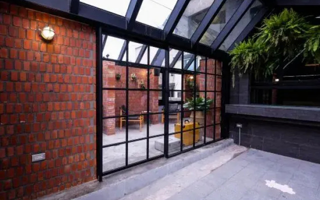 MANMAN Hostel